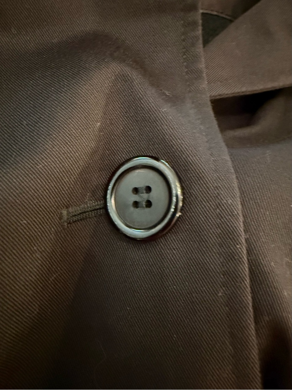 Authentic Burberry Black Double-Breasted Belted Long Trench Coat - Picture 12 of 13